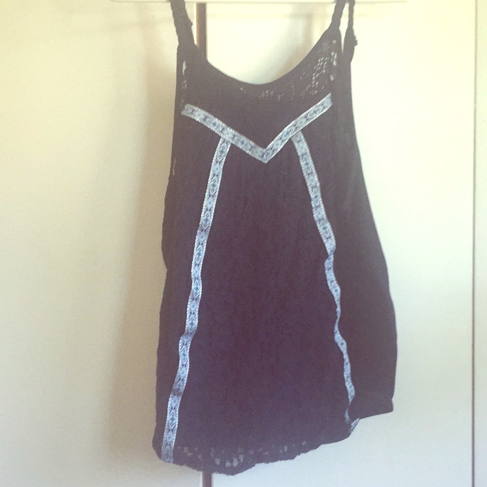 Woman’s Tank Top Size L